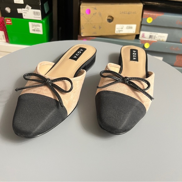 Aqua Romi Women's Black and Cream Suede Mules - Picture 6 of 12